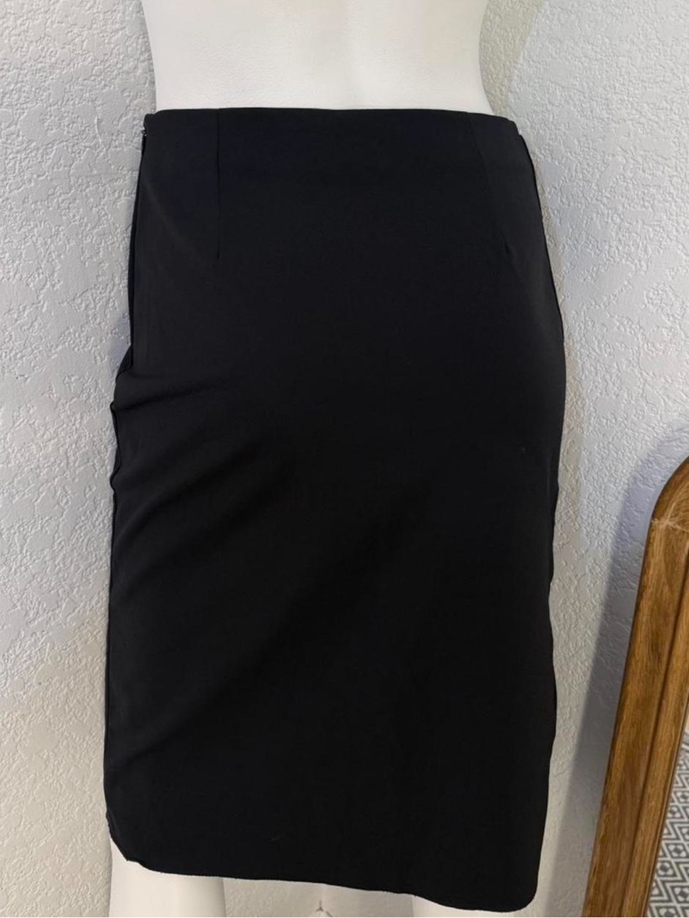 Vintage Fendi designer Black Pencil Skirt Made in Italy Luxury Midi Skirt - Picture 2 of 7